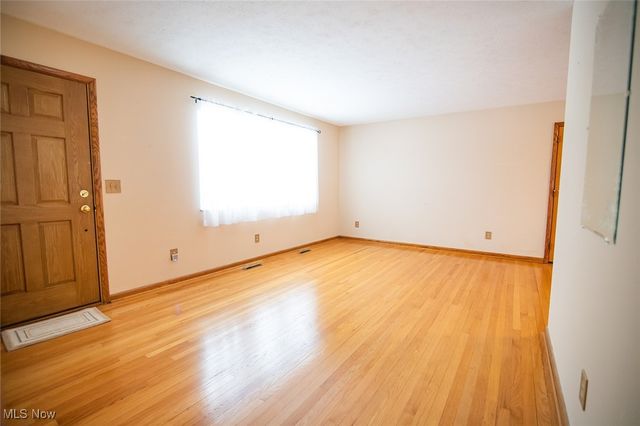 26 Parmetta Circle, Waverly, WV 26184