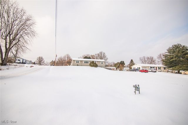 26 Parmetta Circle, Waverly, WV 26184