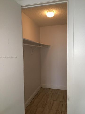 496 NW 165th St Rd D312, Miami, FL 33169