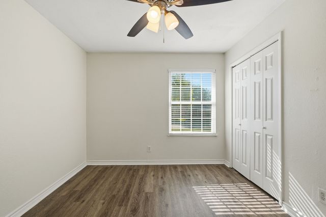 1013 Casa Drive, Mesquite, TX 75149