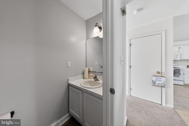 226 NORTHDOWN DR, Dover, DE 19904