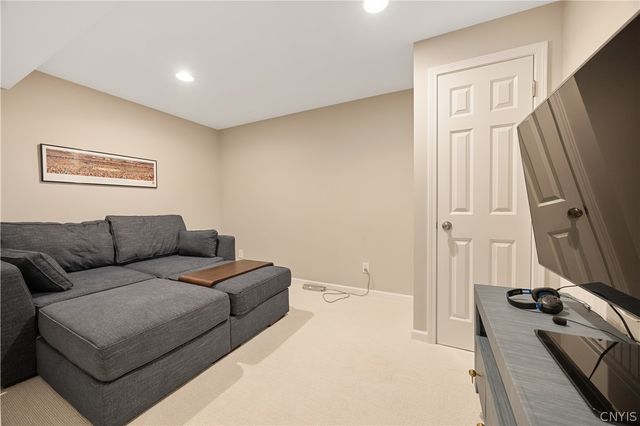 6198 Rossiter Road, Dewitt, NY 13078