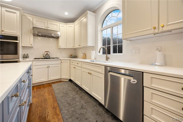 6198 Rossiter Road, Dewitt, NY 13078