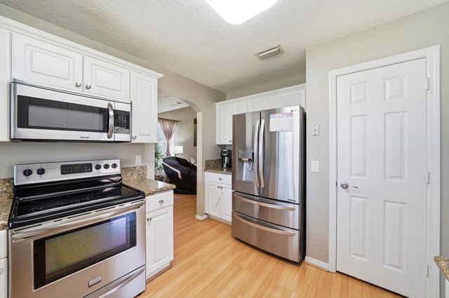 6261 NW 38TH Drive, Coral Springs, FL 33067