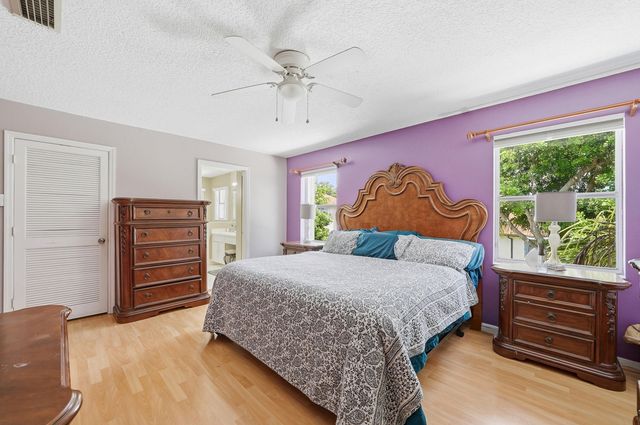 6261 NW 38TH Drive, Coral Springs, FL 33067