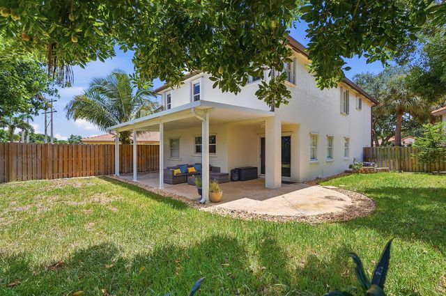 6261 NW 38TH Drive, Coral Springs, FL 33067