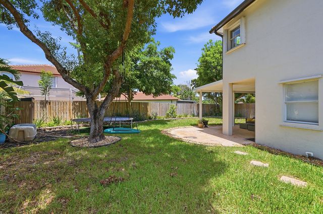 6261 NW 38TH Drive, Coral Springs, FL 33067