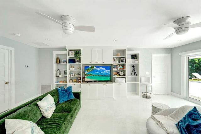 406 Indian Lilac Road, Vero Beach, FL 32963