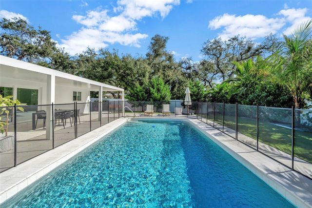 406 Indian Lilac Road, Vero Beach, FL 32963