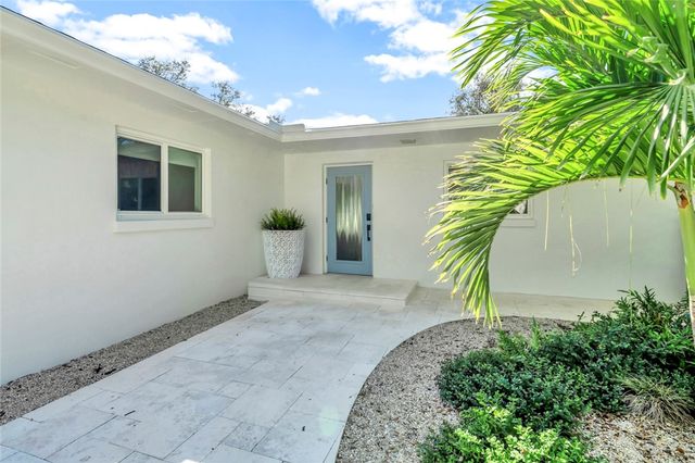 406 Indian Lilac Road, Vero Beach, FL 32963