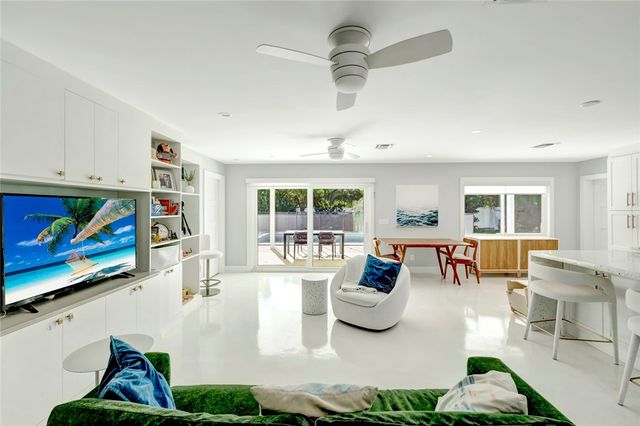 406 Indian Lilac Road, Vero Beach, FL 32963