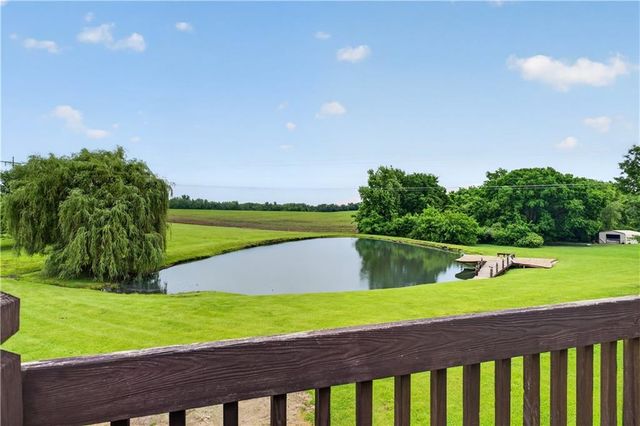410 E Neil Chiles Road, Buckner, MO 64016