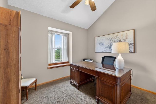 410 E Neil Chiles Road, Buckner, MO 64016