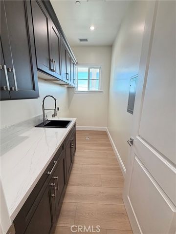 1688 E Mendocino, Altadena, CA 91001