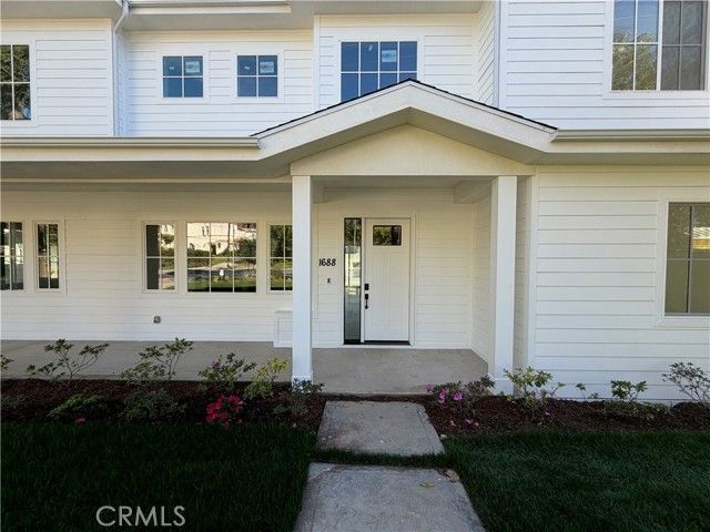 1688 E Mendocino, Altadena, CA 91001