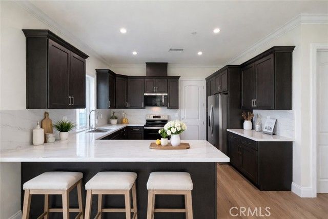 1688 E Mendocino, Altadena, CA 91001