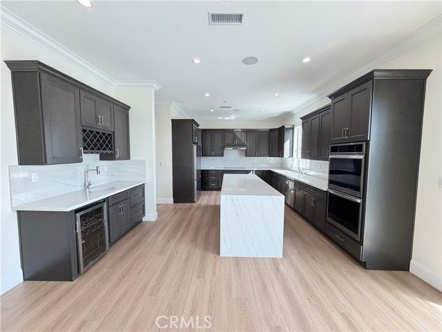 1688 E Mendocino, Altadena, CA 91001