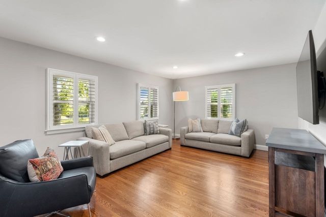 72 Bornwood Drive, Norwood, MA 02062