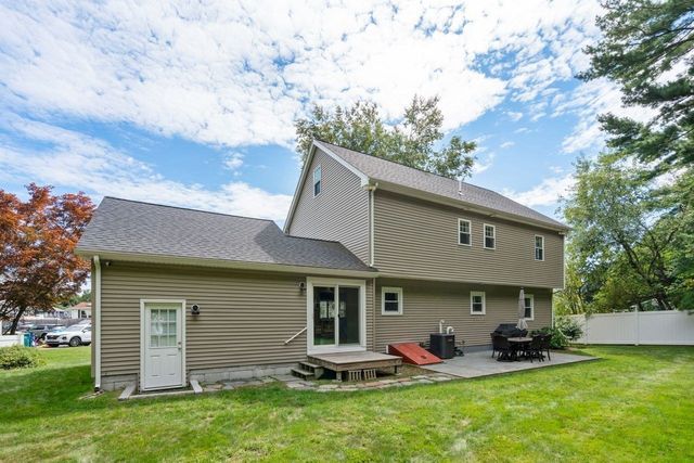 72 Bornwood Drive, Norwood, MA 02062