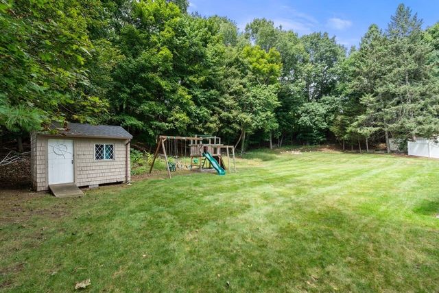 72 Bornwood Drive, Norwood, MA 02062