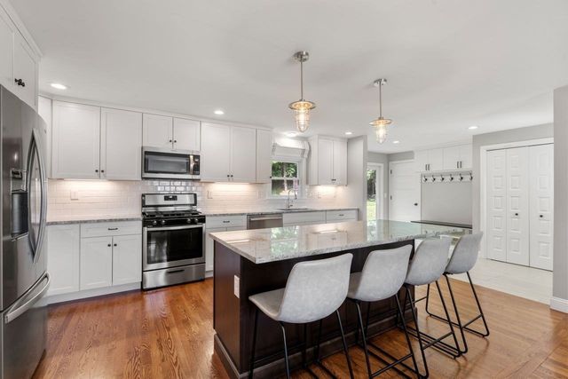 72 Bornwood Drive, Norwood, MA 02062
