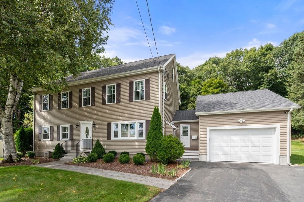 72 Bornwood Drive, Norwood, MA 02062