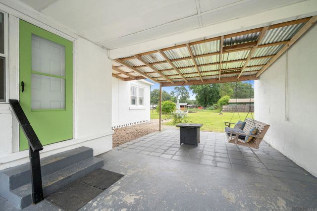 40110 Coontrap Rd, Gonzales, LA 70737