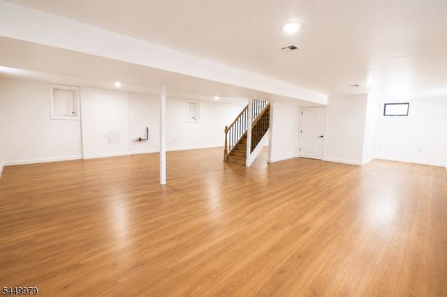 6 Henoch Ave, Clifton City, NJ 07013