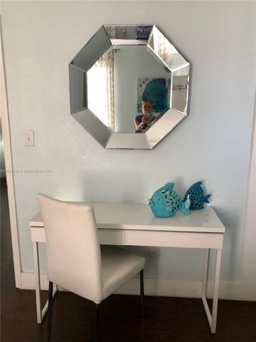 3030 Collins Ave 3E, Miami Beach, FL 33140