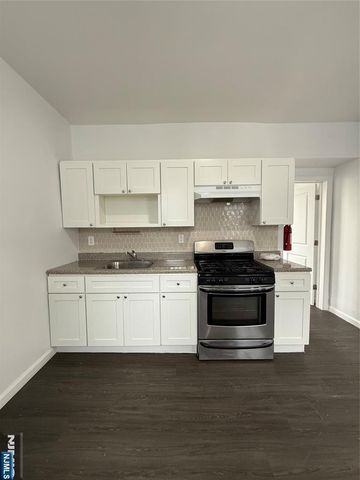 8-10 3rd Street, Paterson, NJ 07522