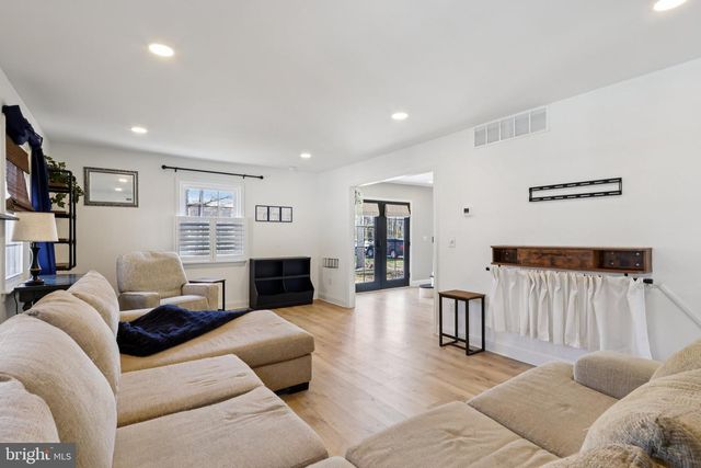 351 MERRICK RD, Robbinsville, NJ 08691