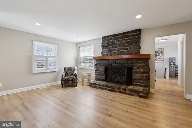 351 MERRICK RD, Robbinsville, NJ 08691