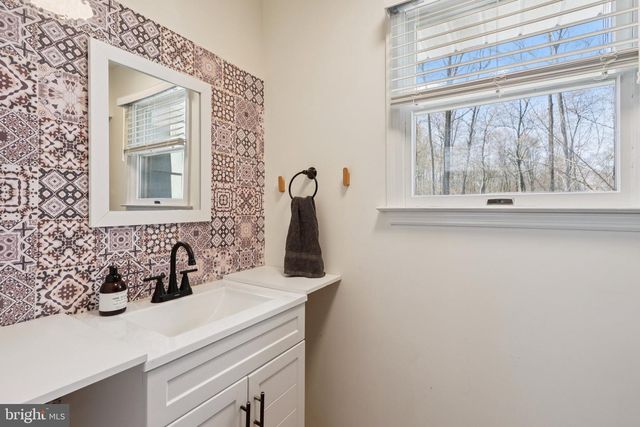 351 MERRICK RD, Robbinsville, NJ 08691