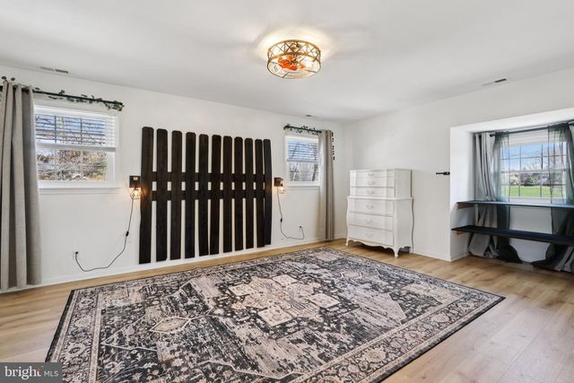 351 MERRICK RD, Robbinsville, NJ 08691