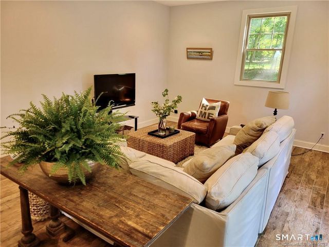 531 Mill Hill Terrace, Fairfield, CT 06824