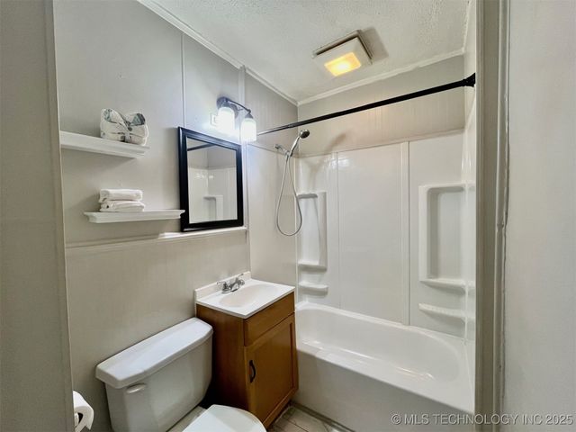 401 N Orphan Street, Pryor, OK 74361