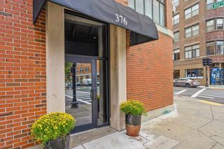 376 Commercial St. 4D, Boston, MA 02109