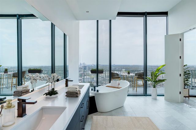 3333 Lake Street 21F, Houston, TX 77098