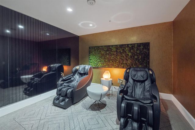 3333 Lake Street 21F, Houston, TX 77098
