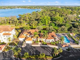 4450 Botanical Place CIR 303, Naples, FL 34112