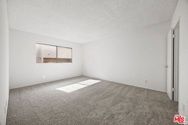 5400 Newcastle Avenue 66, Encino, CA 91316