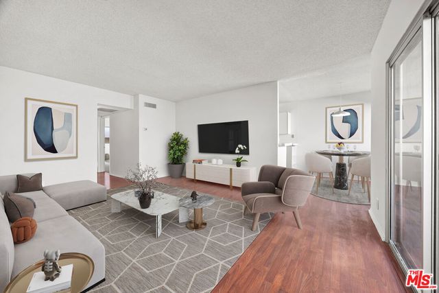 5400 Newcastle Avenue 66, Encino, CA 91316