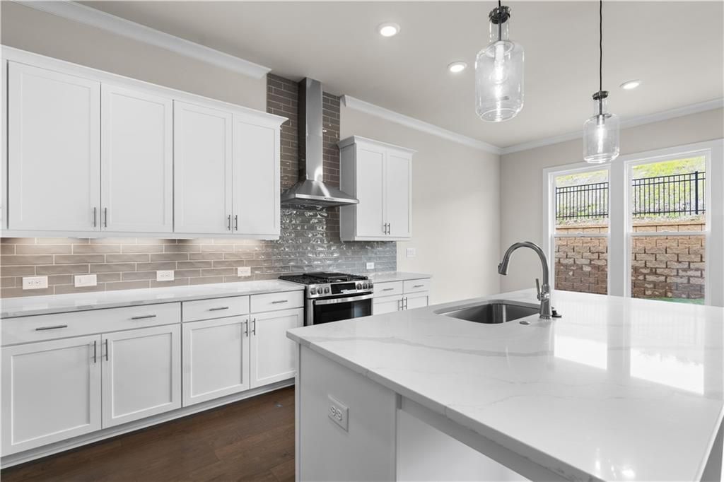 Image 20 of property listing at 651 Summitt Hill Way, Cumming, GA 30040