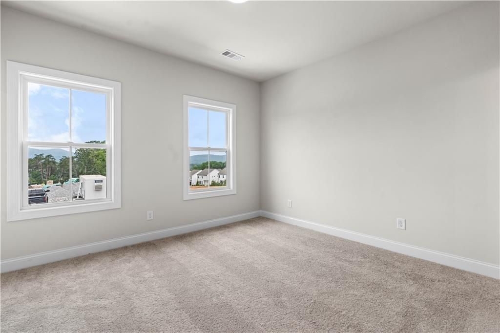 Image 29 of property listing at 651 Summitt Hill Way, Cumming, GA 30040