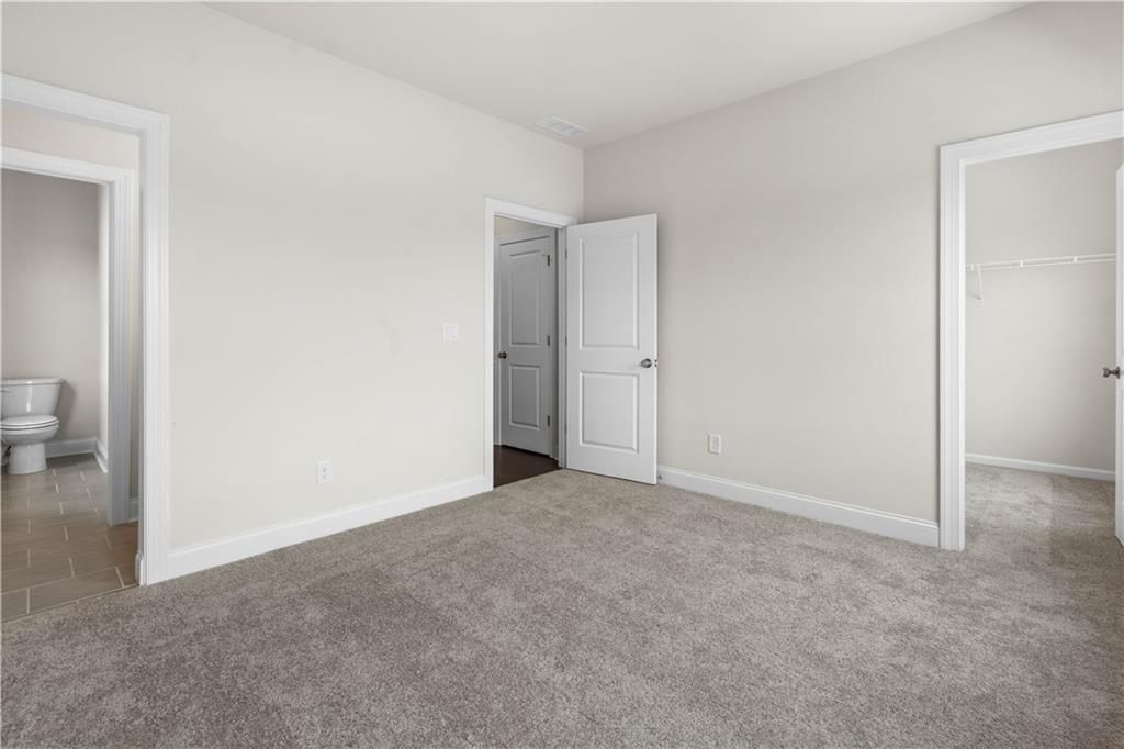 Image 30 of property listing at 651 Summitt Hill Way, Cumming, GA 30040