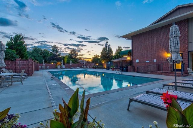 2800 S University Boulevard 24, Denver, CO 80210
