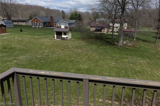 1389 N Milburn Square NE, Bolivar, OH 44612