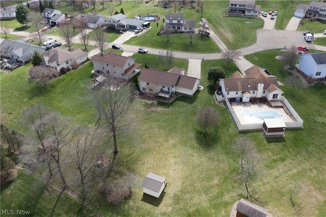 1389 N Milburn Square NE, Bolivar, OH 44612