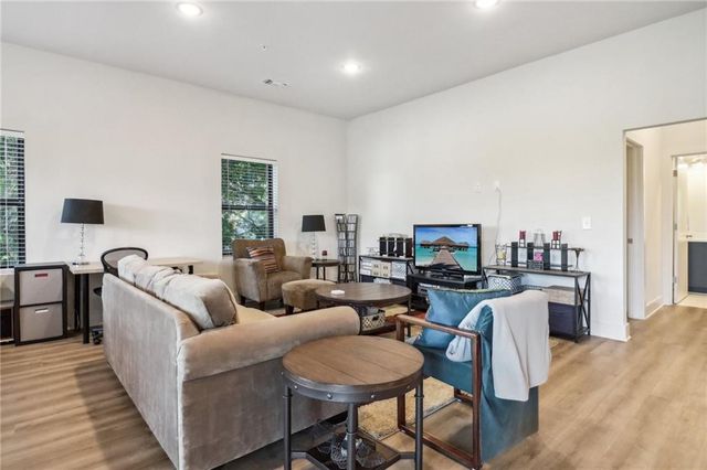 112 Rogers Street NE 206, Atlanta, GA 30317