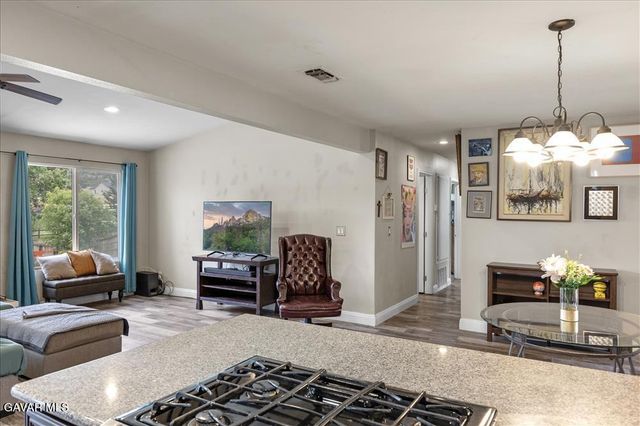 20924 Brentwood Drive, Tehachapi, CA 93561